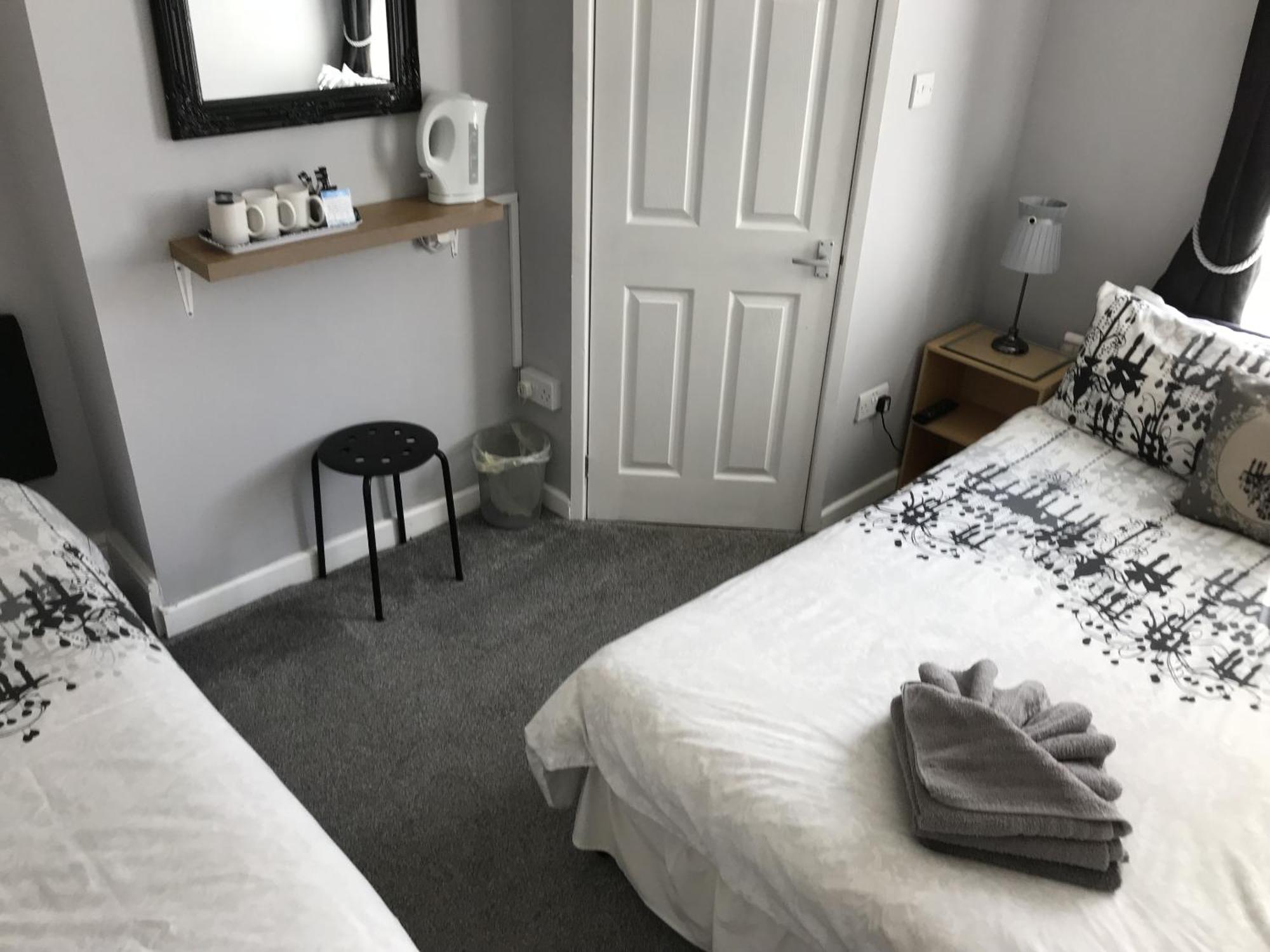 Westbourne House Bed & Breakfast Блекпул Екстериор снимка