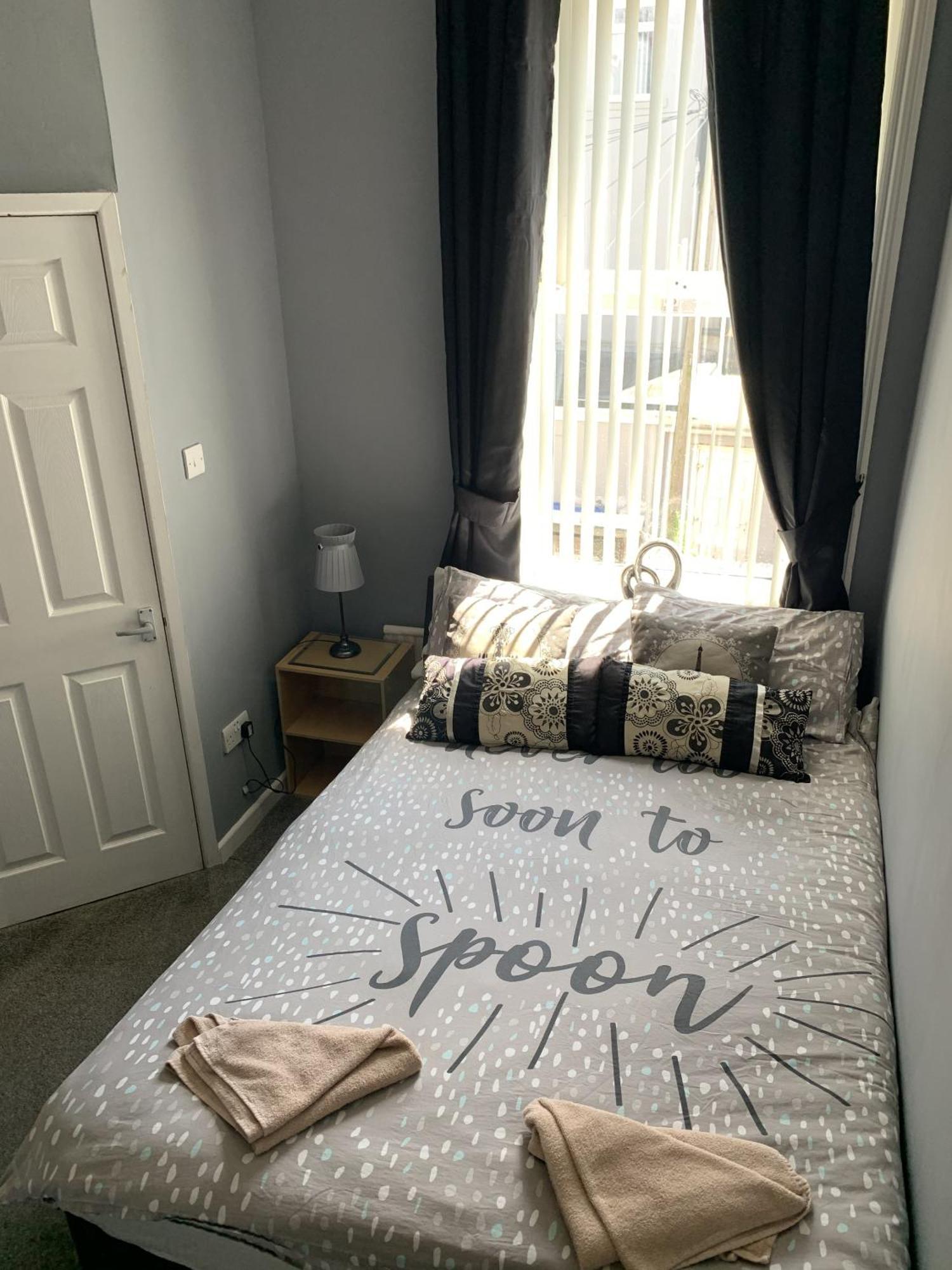 Westbourne House Bed & Breakfast Блекпул Екстериор снимка